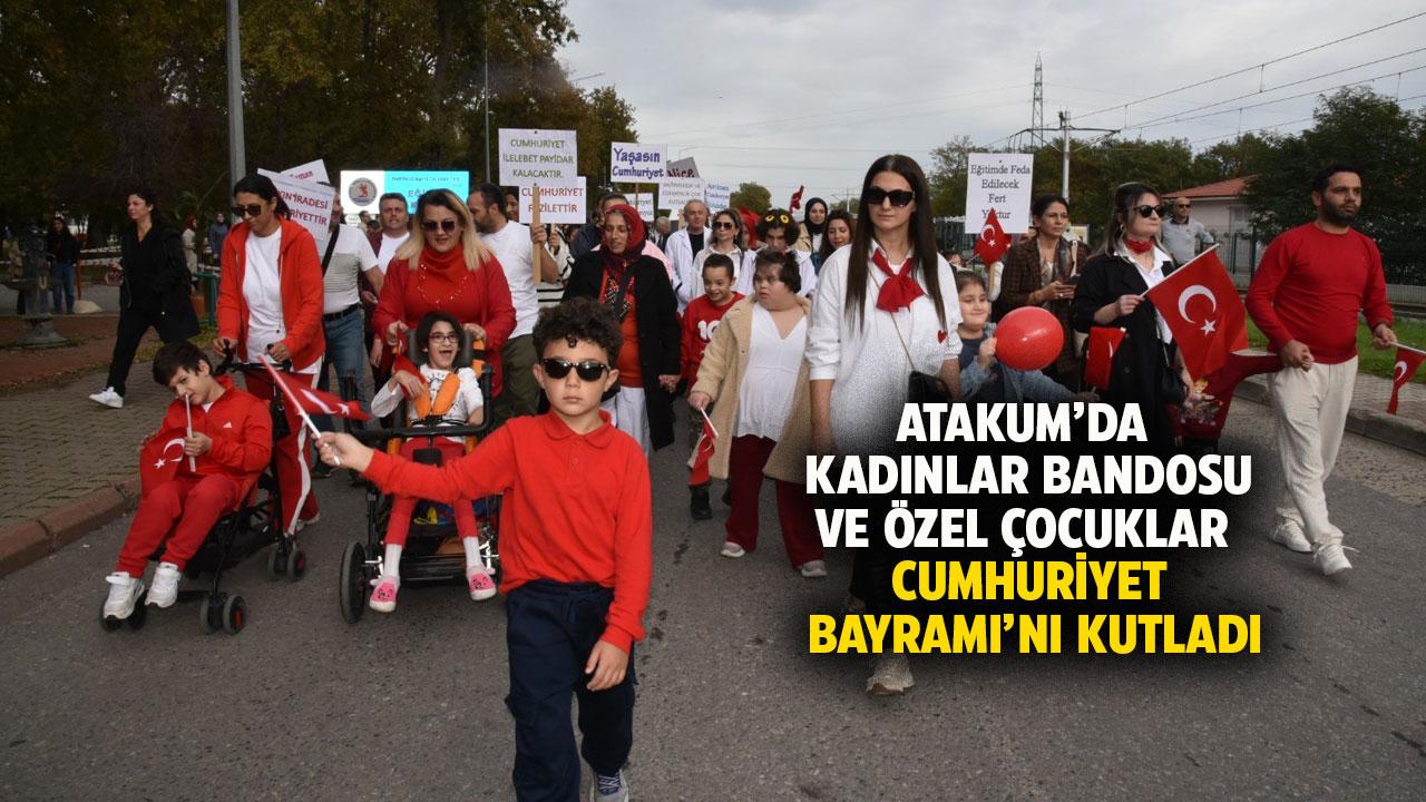 Atakum'da kadınlar bandosu özel öğrencilerle Cumhuriyet'in 102. yılı kutlandı