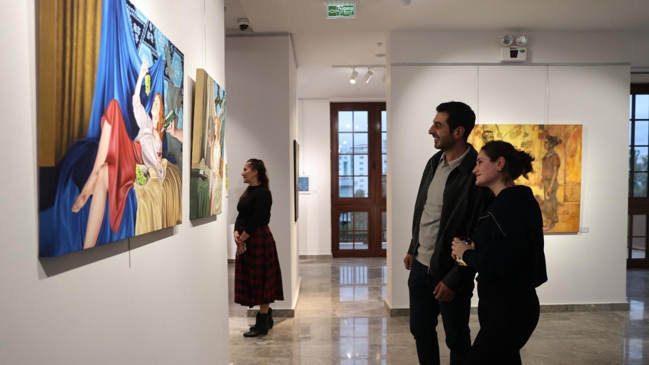 Cumhuriyetin 102. yılında 100+2 Karma Sergi Samsun'da açıldı