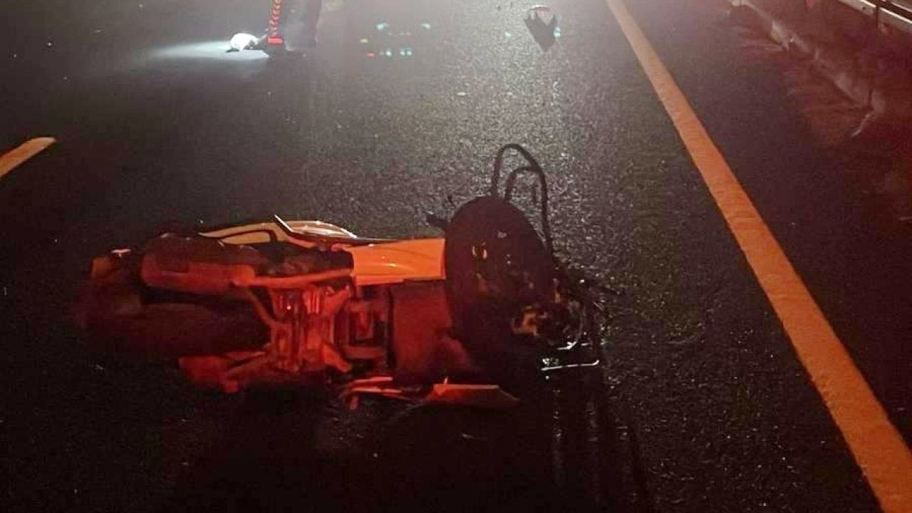 Devrilen motosikletin sürücüsü hayatını kaybetti