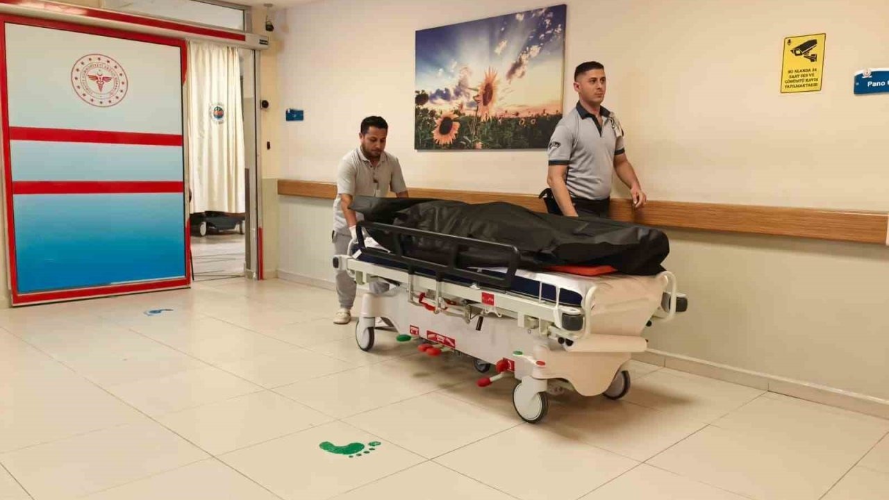 Evinde hareketsiz bulunan Mısırlı adam hayatını kaybetti