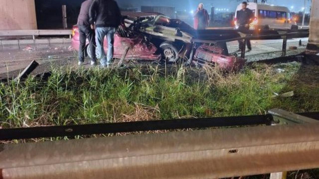 Feci kazada iki genç öldü