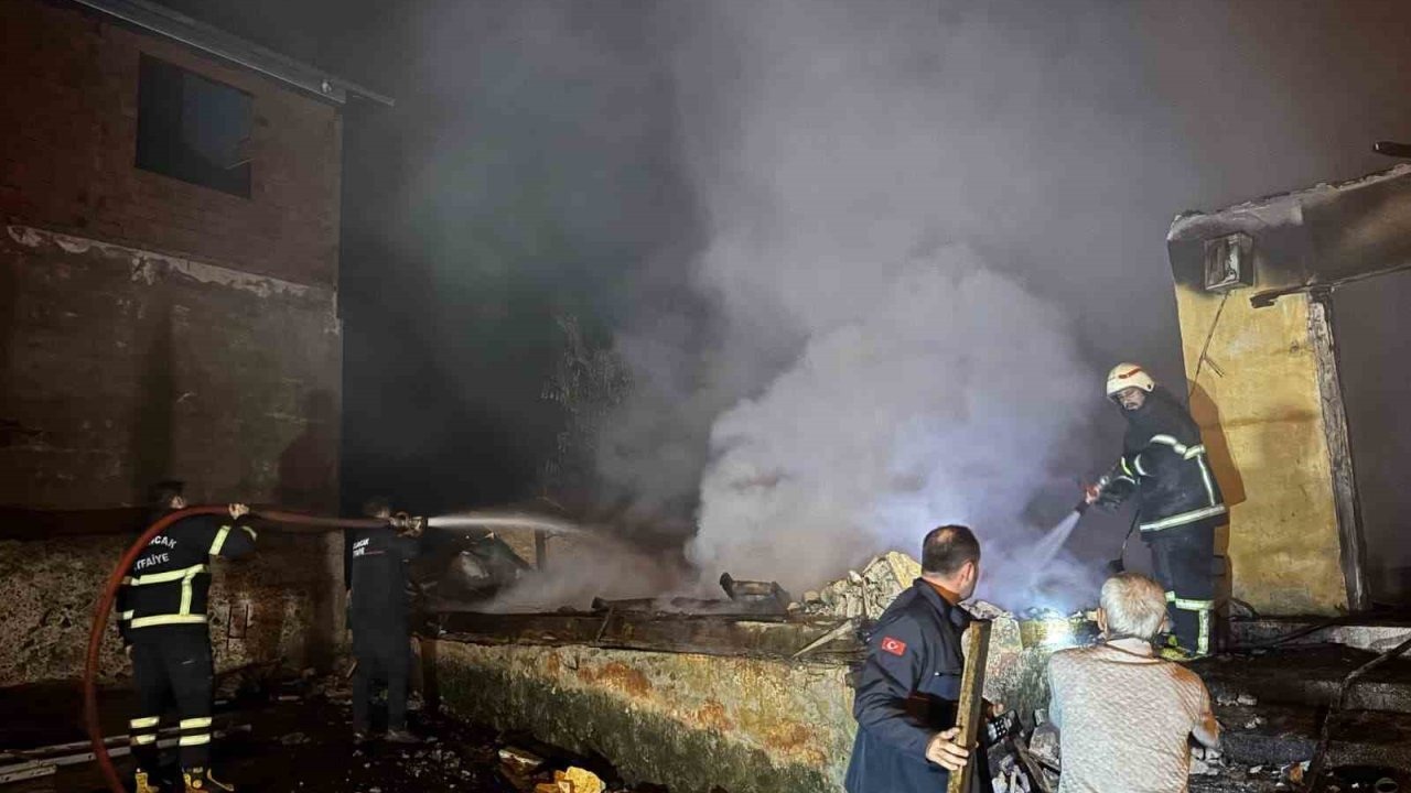 Giresun’da mısır fırını 1 ev ve 1 serentiyi kül etti