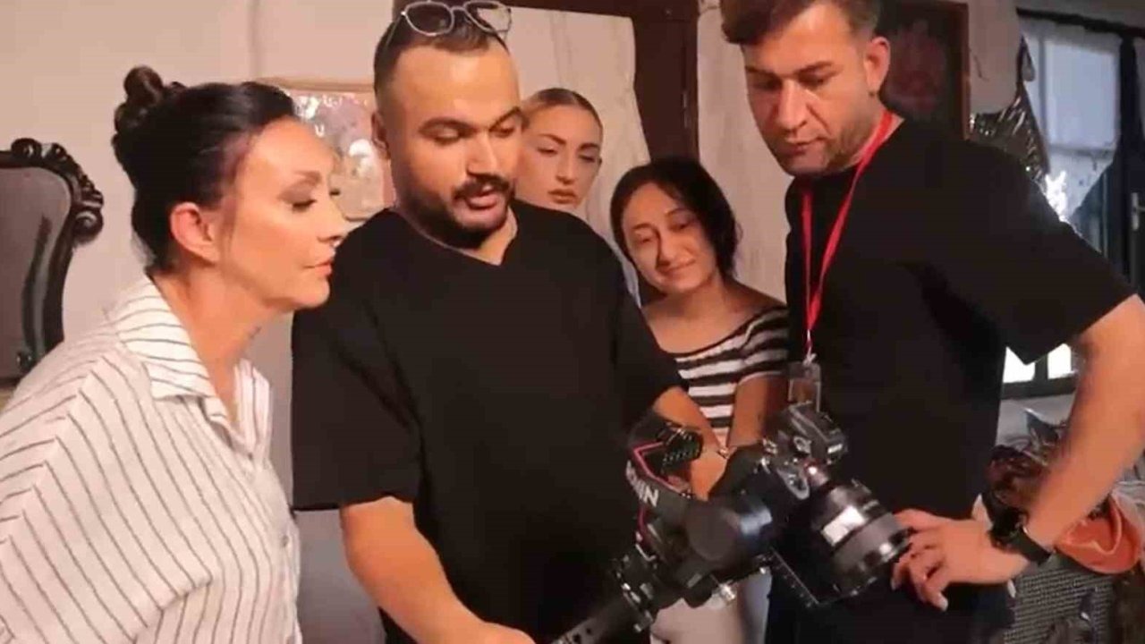 Güllü’nün son klibinin kamera arkası görüntüleri ortaya çıktı