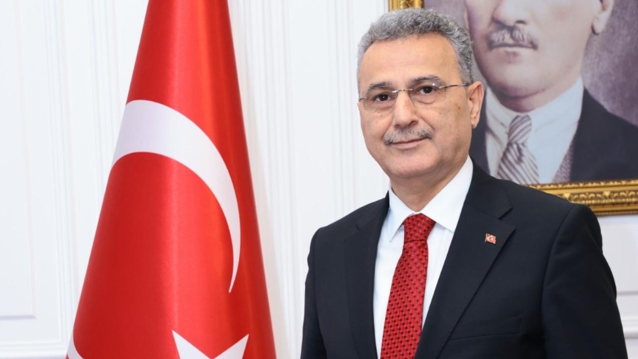 İlkadım Belediye Başkanı İhsan Kurnaz: Cumhuriyet milletimizin azim ve kararlılığının eseridir