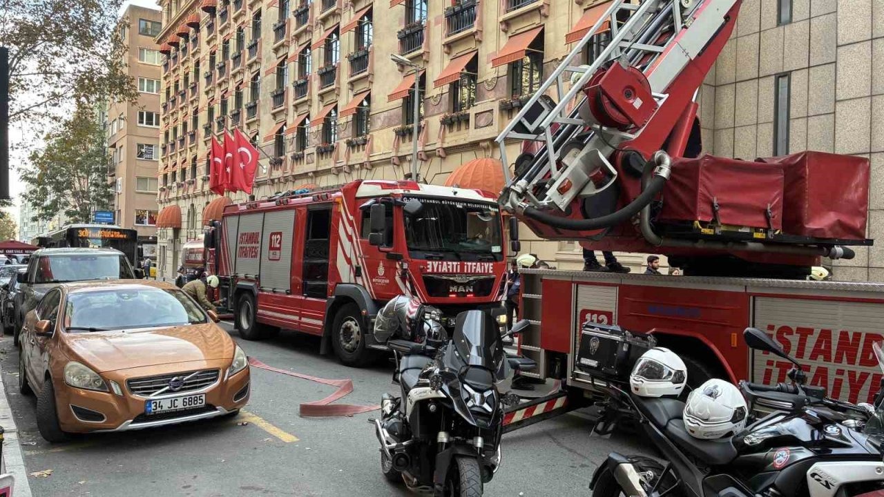 Isı yalıtımı sırasında çıkan yangın paniğe neden oldu