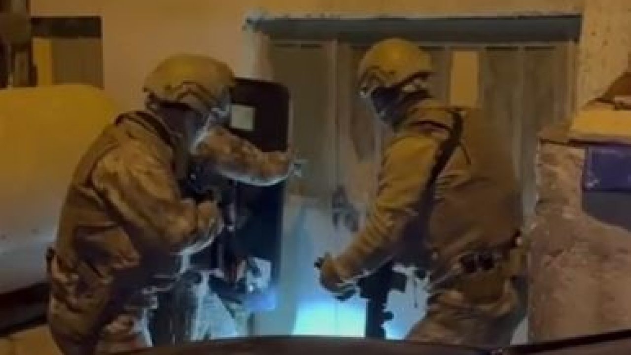 İstanbul merkezli 12 ilde 'change' araç operasyonu: 74 gözaltı