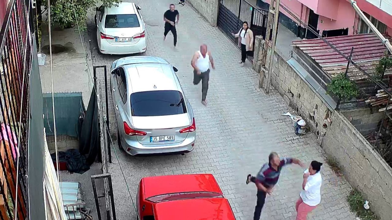 Kaçan şahsı tutmaya çalışan kadın yumruk yedi