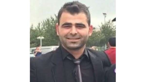 Mahalle bekçisi tarlada intihar etti