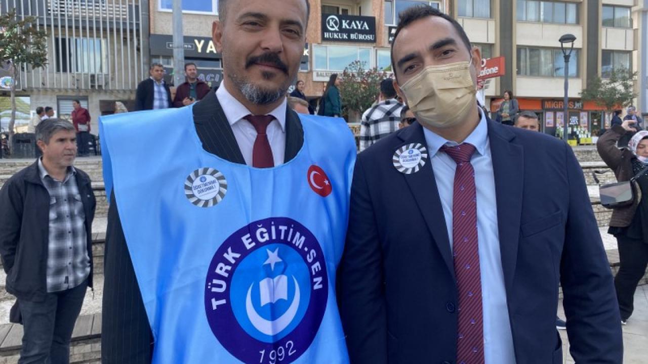 Öğrenci ve velileri okul müdürüne saldırdı