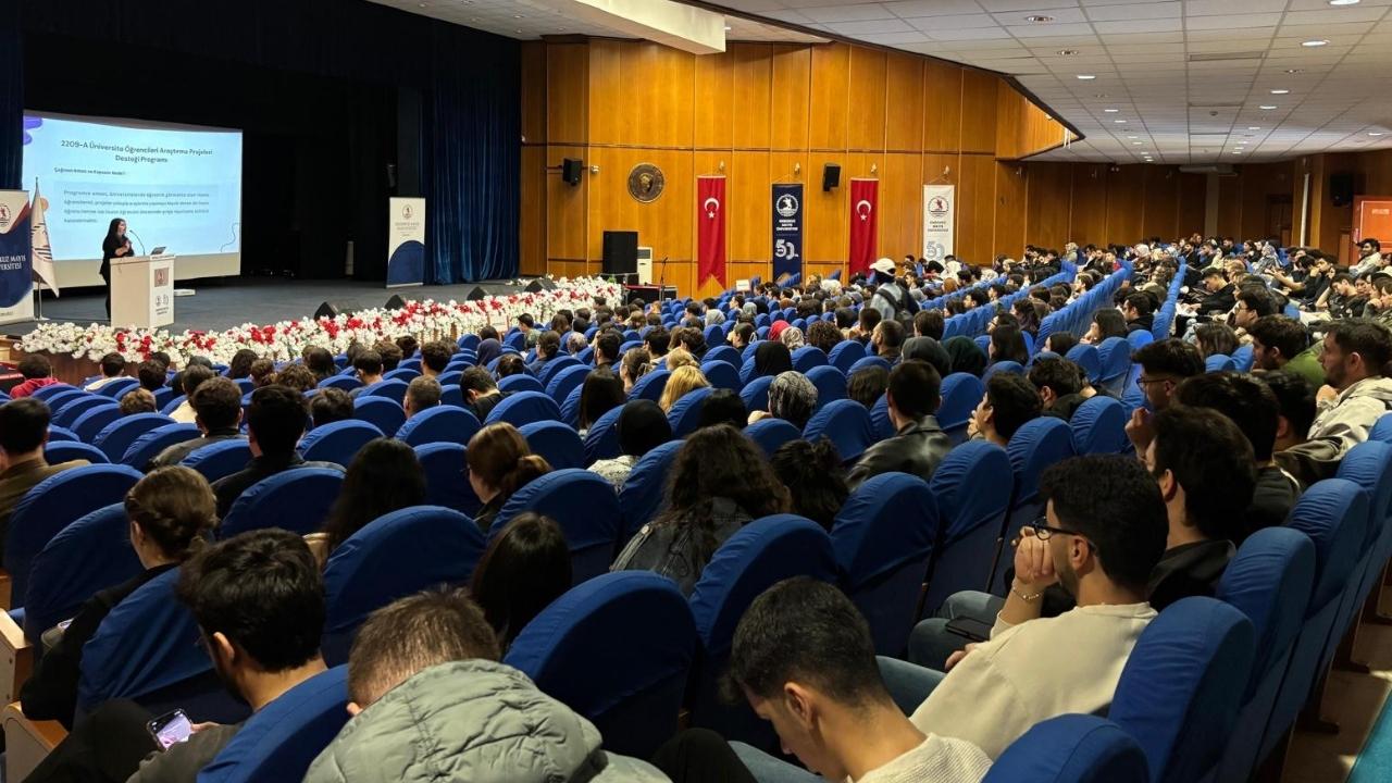 OMÜ'de TÜBİTAK eğitimlerine büyük ilgi