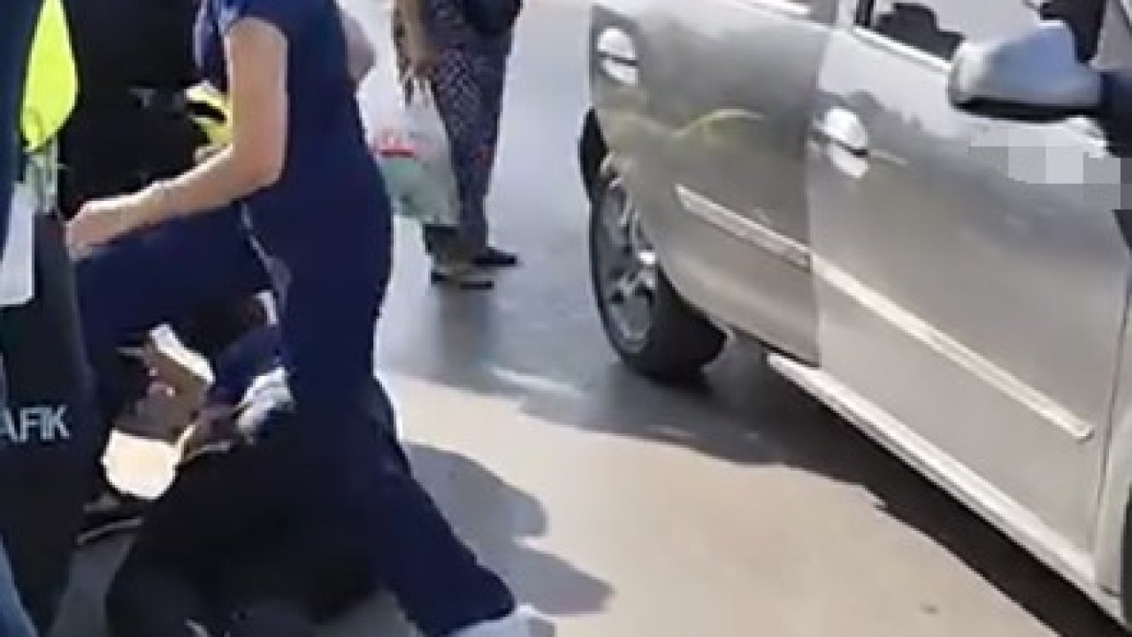 Otomobilin çarptığı polis memuru yaralandı