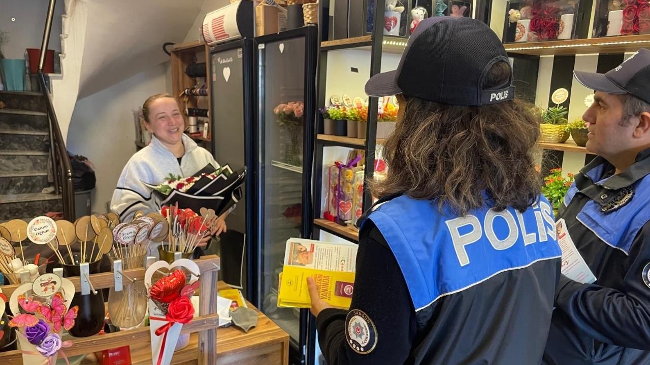 Samsun polisi dolandırıcılık ve hırsızlığa karşı uyardı