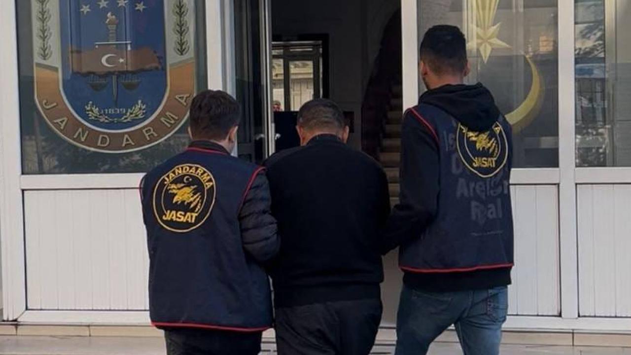 Samsun’da 8 yıl cezası bulunan adamı jandarma yakaladı