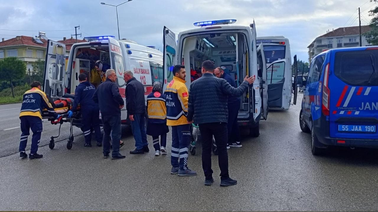 Samsun'da halk otobüsü kazası: 4 yaralı
