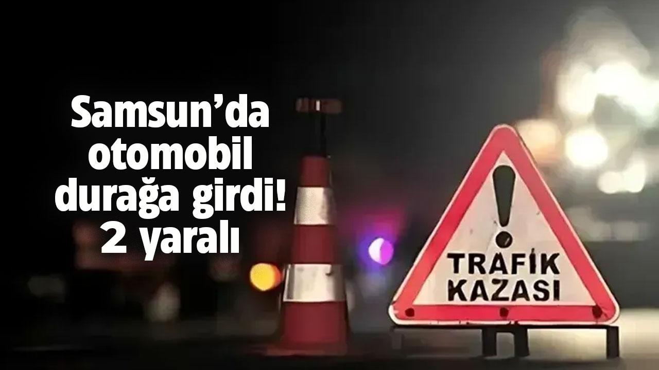 Samsun'da otomobil otobüs durağına çarptı!