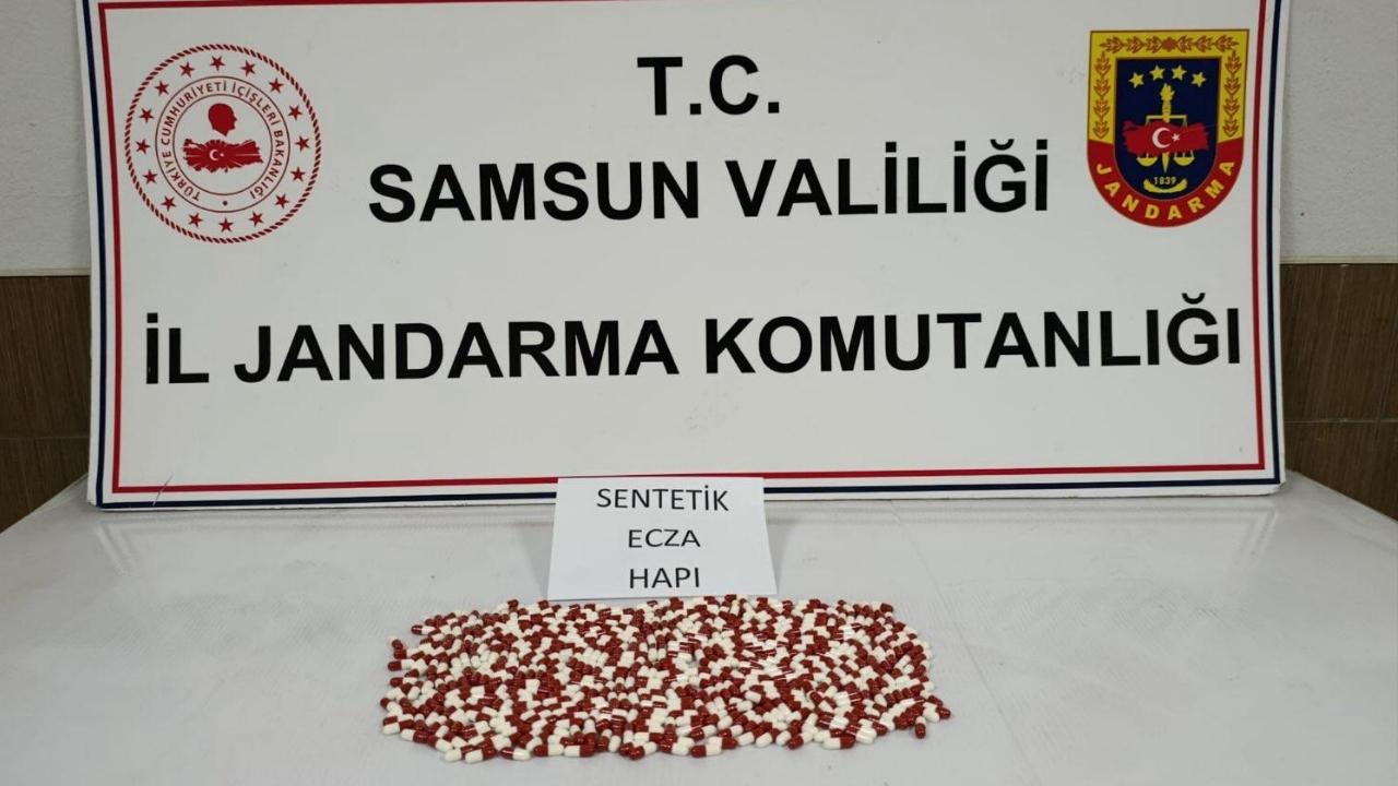 Samsun'da uyuşturucu bulunan aracın sürücüsü gözaltına alındı