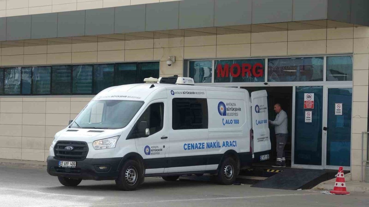 Silahlı kavgada hayatını kaybeden 2 gencin cenazeleri teslim alındı