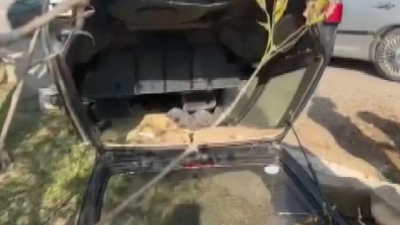 Takla atan otomobil ters durdu