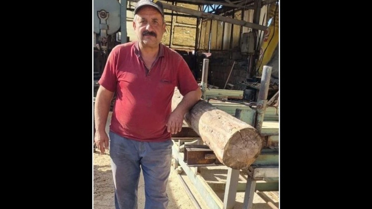 Tomruğun altında kalan işçi hayatını kaybetti