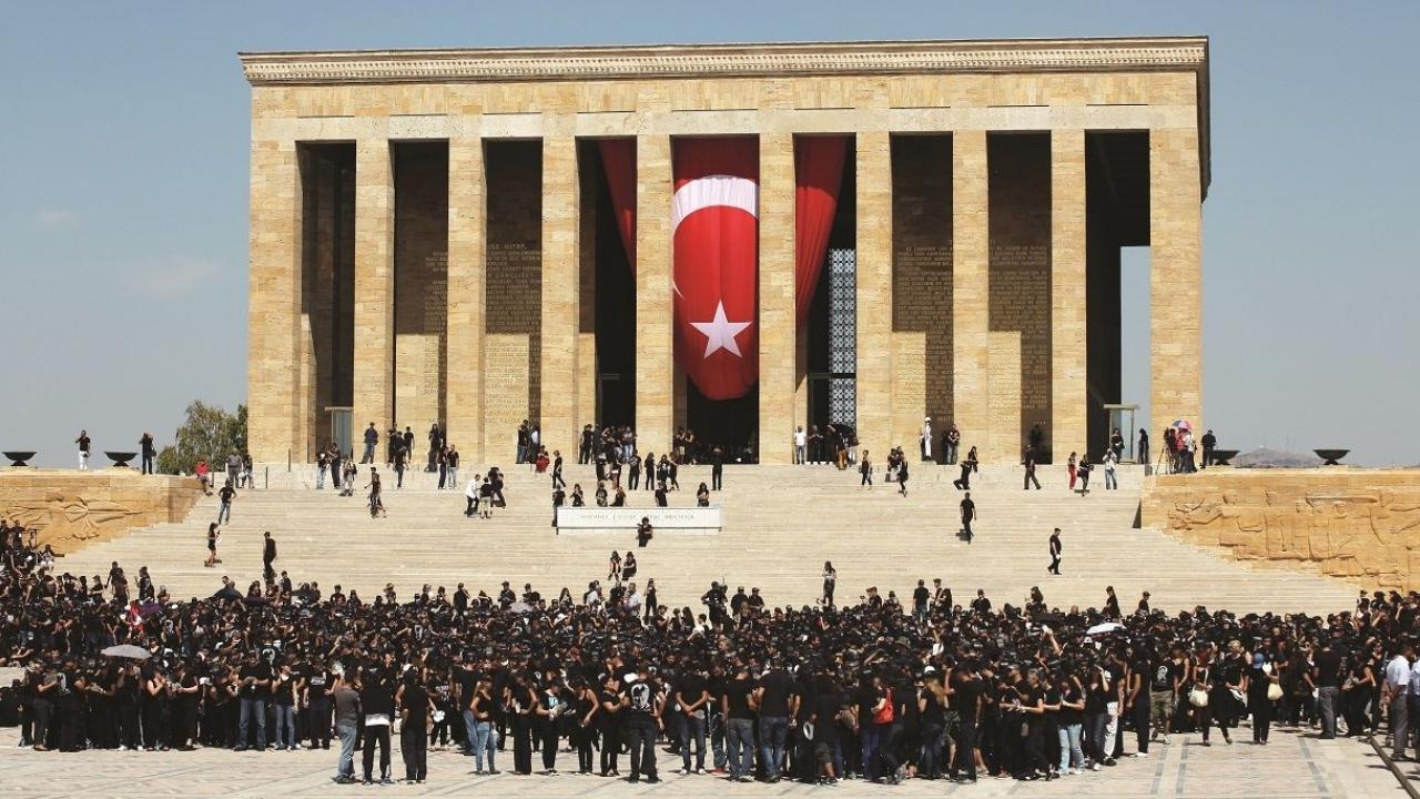 Anıtkabir'i 10 Kasım'da kaç kişi ziyaret etti? Rekor!