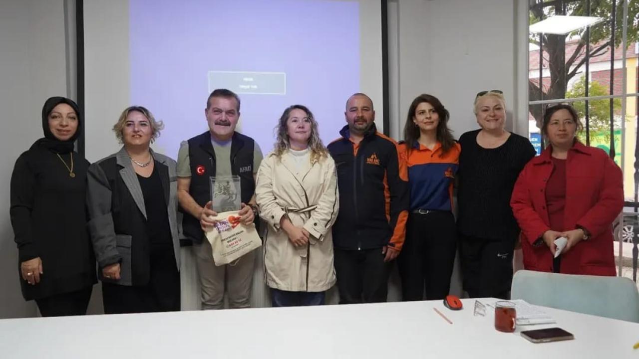 Atakum’da afet bilinçlendirme eğitimleri sürüyor