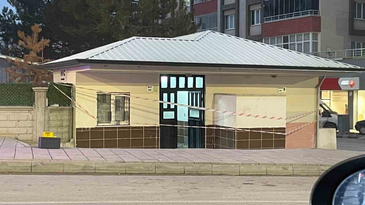 Cami tuvaletinde silahlı saldırı