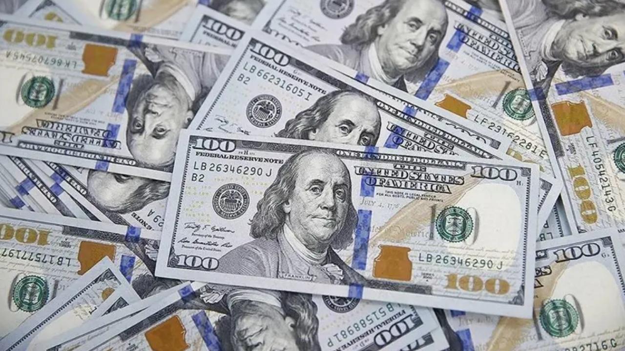 Dolar rekor tazeleyecek