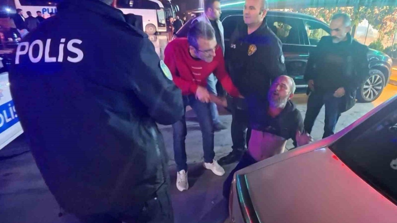 Gözüm görmüyor neredeyim ben dedi, gözünü karakolda açtı