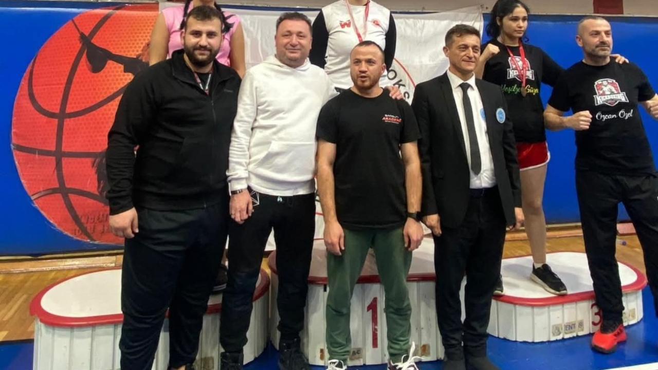 İlkadım Belediyespor’dan madalya yağmuru