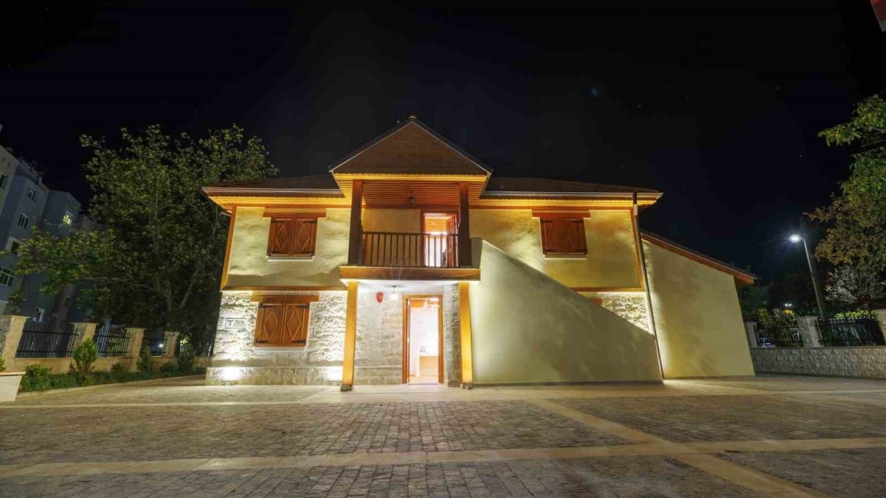 Naim Süleymanoğlu’nun Mestanlı’daki evi müzeye dönüştürüldü