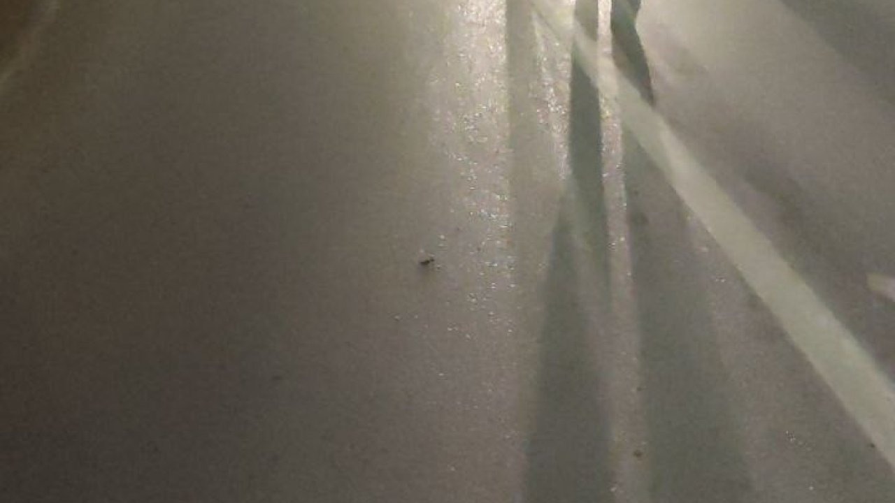 Otomobil ile motosiklet çarpıştı: 1’i ağır 2 yaralı