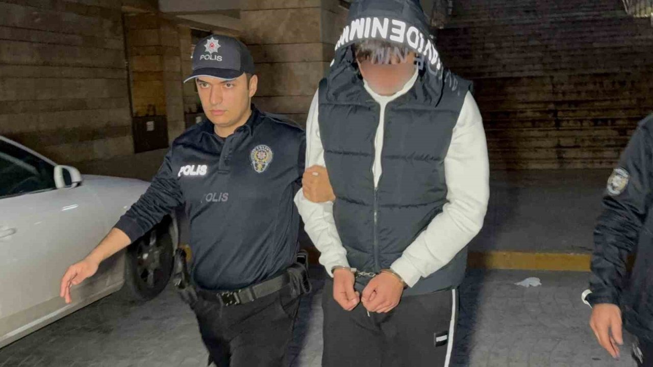 Samsun’da 17 yaşındaki çocuğu tokat attığı gerekçesiyle bıçaklayan genç tutuklandı