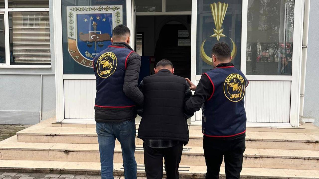 Samsun’da 17 yıl hapis cezasıyla aranan şahıs jandarma tarafından yakalandı