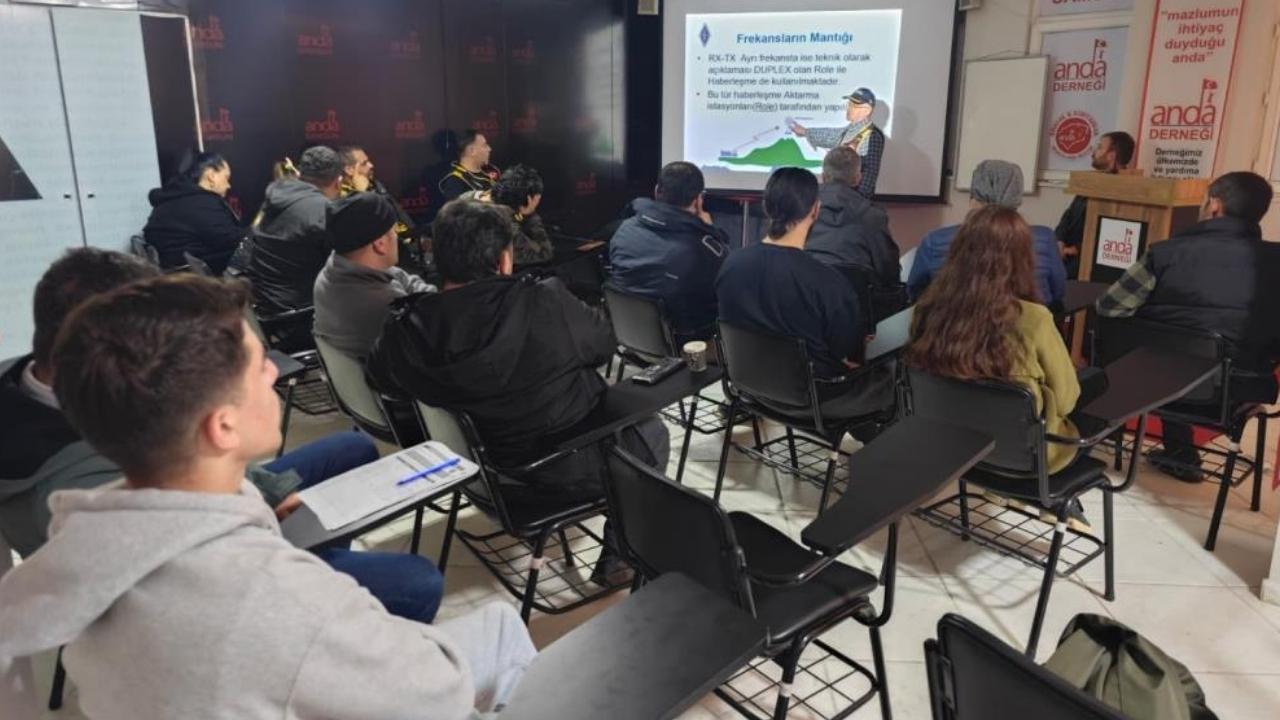 Samsun'da afetlere karşı telsiz eğitimi verildi