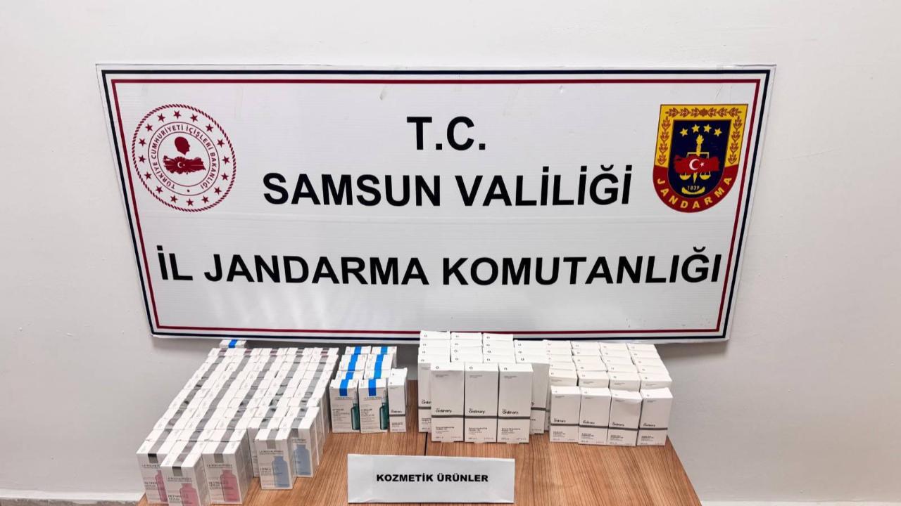 Samsun’da jandarmadan kaçak kozmetik operasyonu