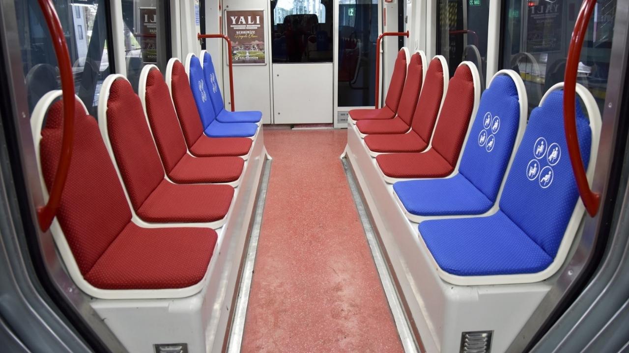 Samsun'da tramvay koltukları yenilendi