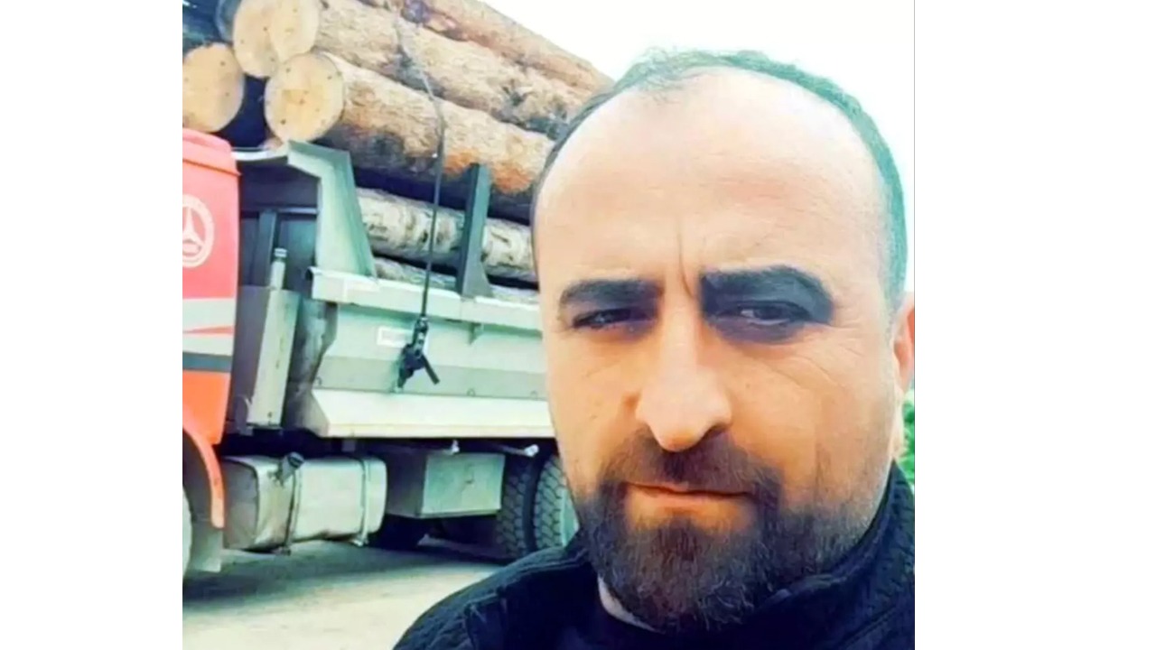 Üzerine ağaç devrilen şahıs hayatını kaybetti