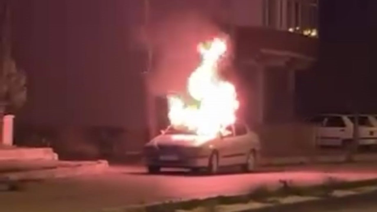 Amasya’da seyir halindeki otomobil alevlere teslim oldu