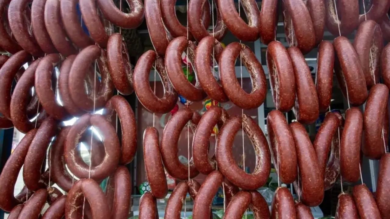 Bakanlık açıkladı! İşte taklit ve tağşiş yapılan sucuk markaları