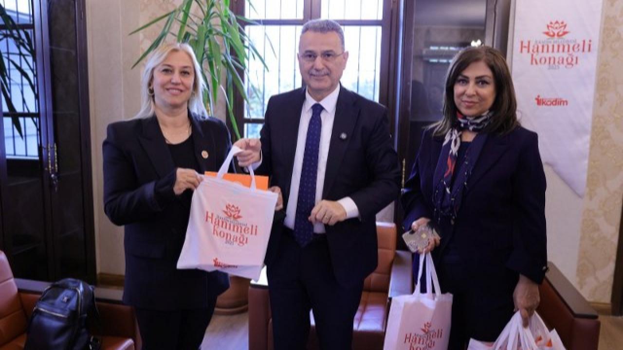 Başkan İhsan Kurnaz, kadın muhtarlarla özveriyle çalışıyor