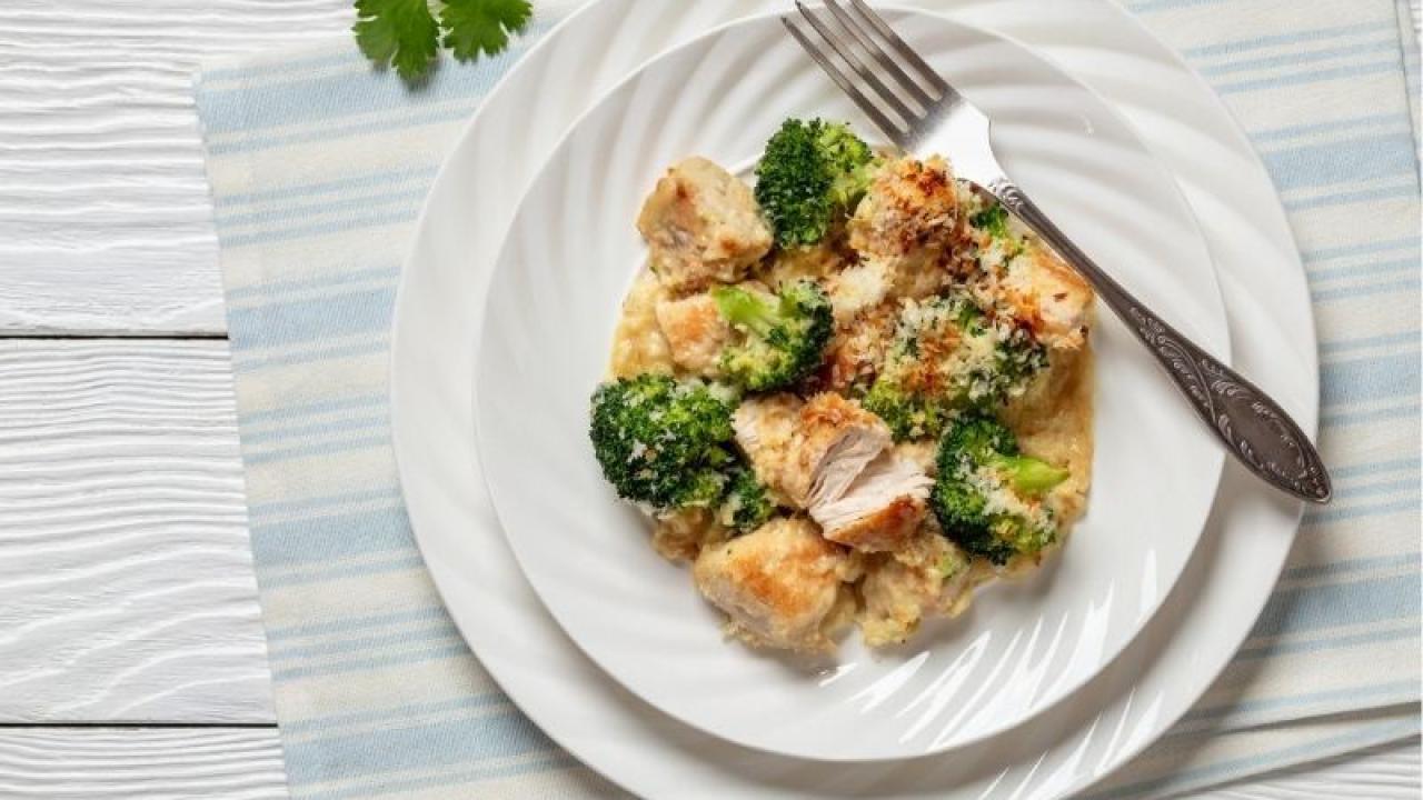 Brokolili tavuk tarifi
