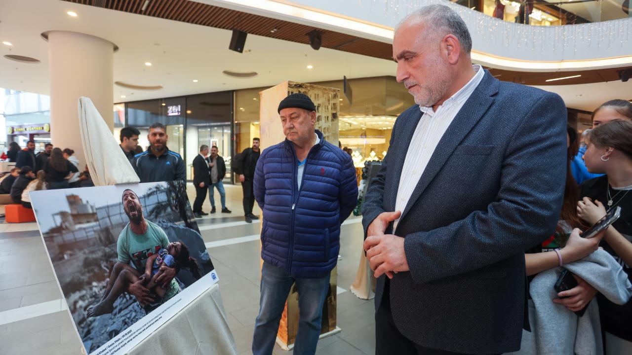 Canik Belediyesi Filistin'deki Zulmü Fotoğraf Kareleriyle Aktardı