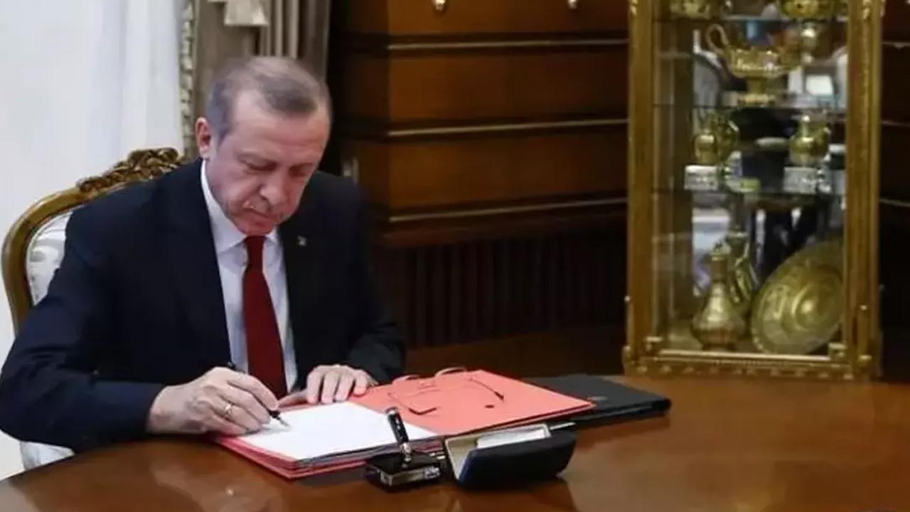 Cumhurbaşkanlığı tarafından yapılan atamalar Resmi Gazete’de yayımladı