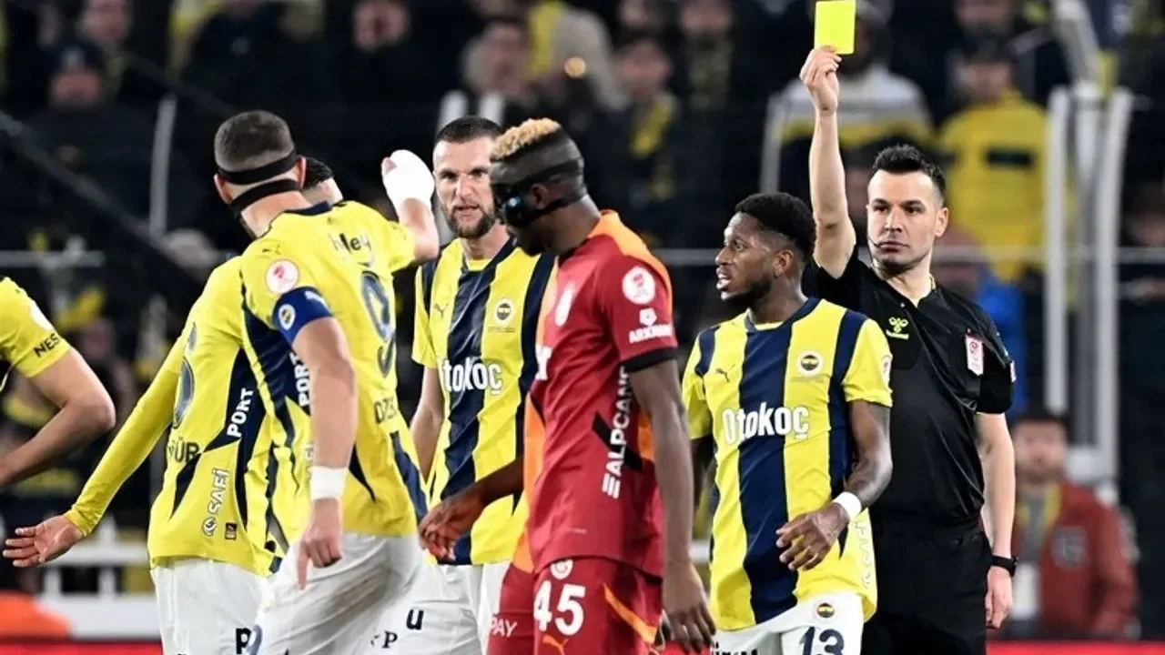 Fenerbahçe Galatasaray maçı muhtemel ilk 11'ler