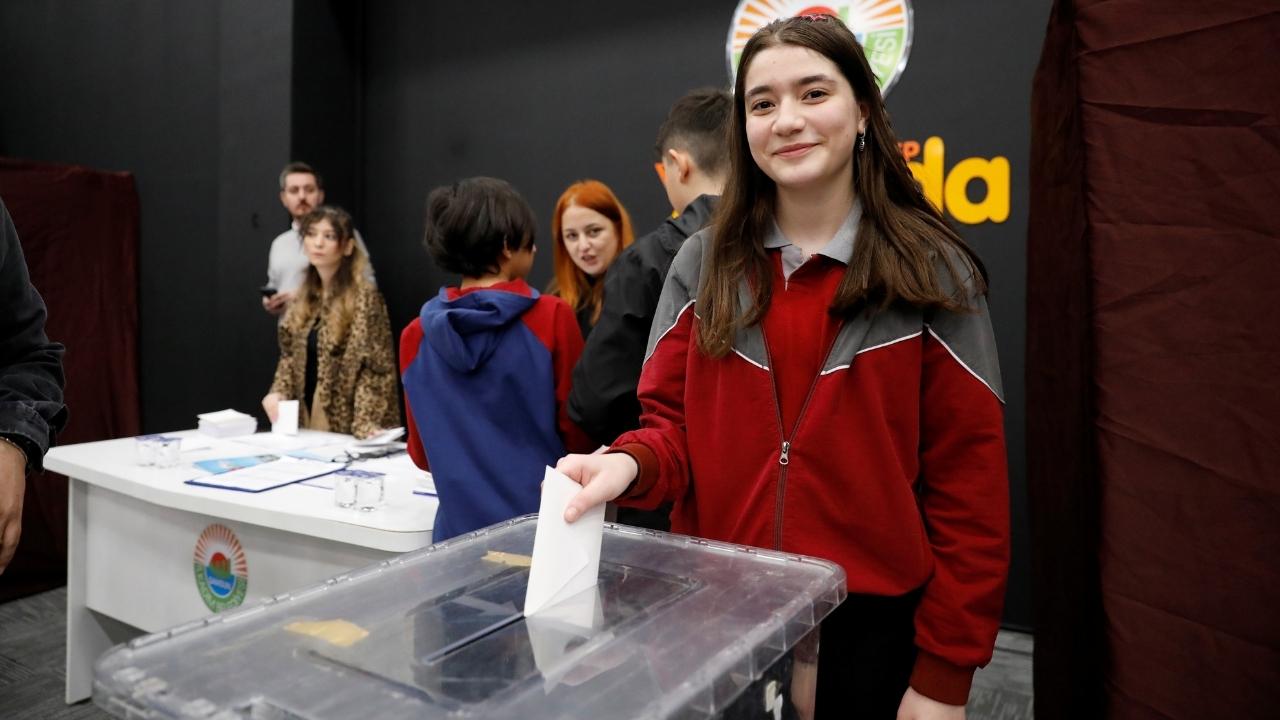 İlkadım Kent Konseyi Çocuk Meclisi’nde seçim heyecanı