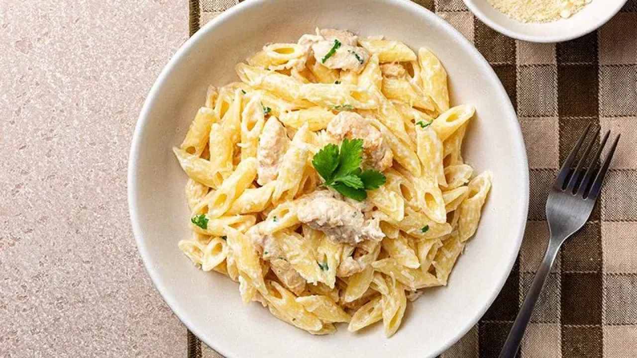 Kremalı tavuklu makarna tarifi