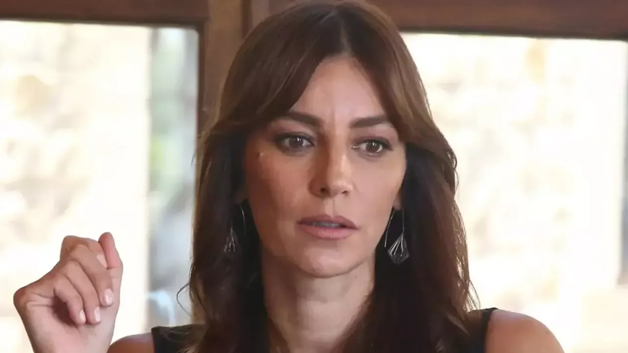 Rüya Gibi Pelin kimdir?