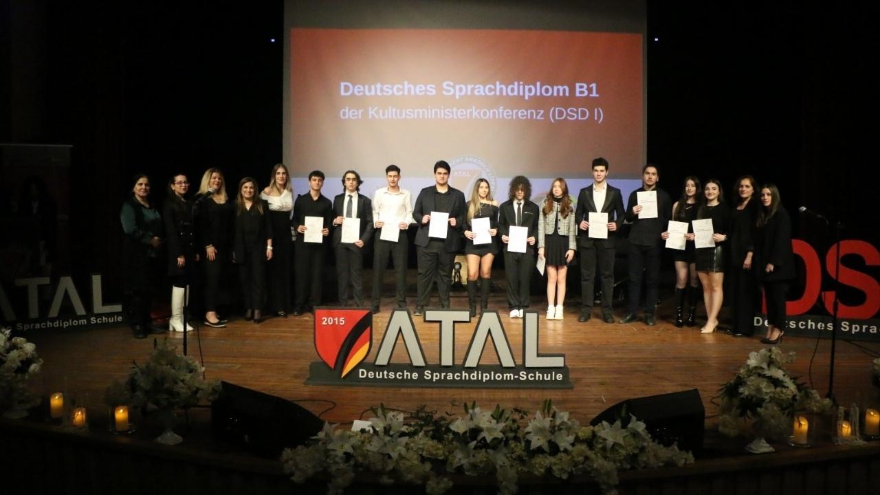 Samsun özel ATAL Lisesi'nde DSD Alman dil diploması töreni