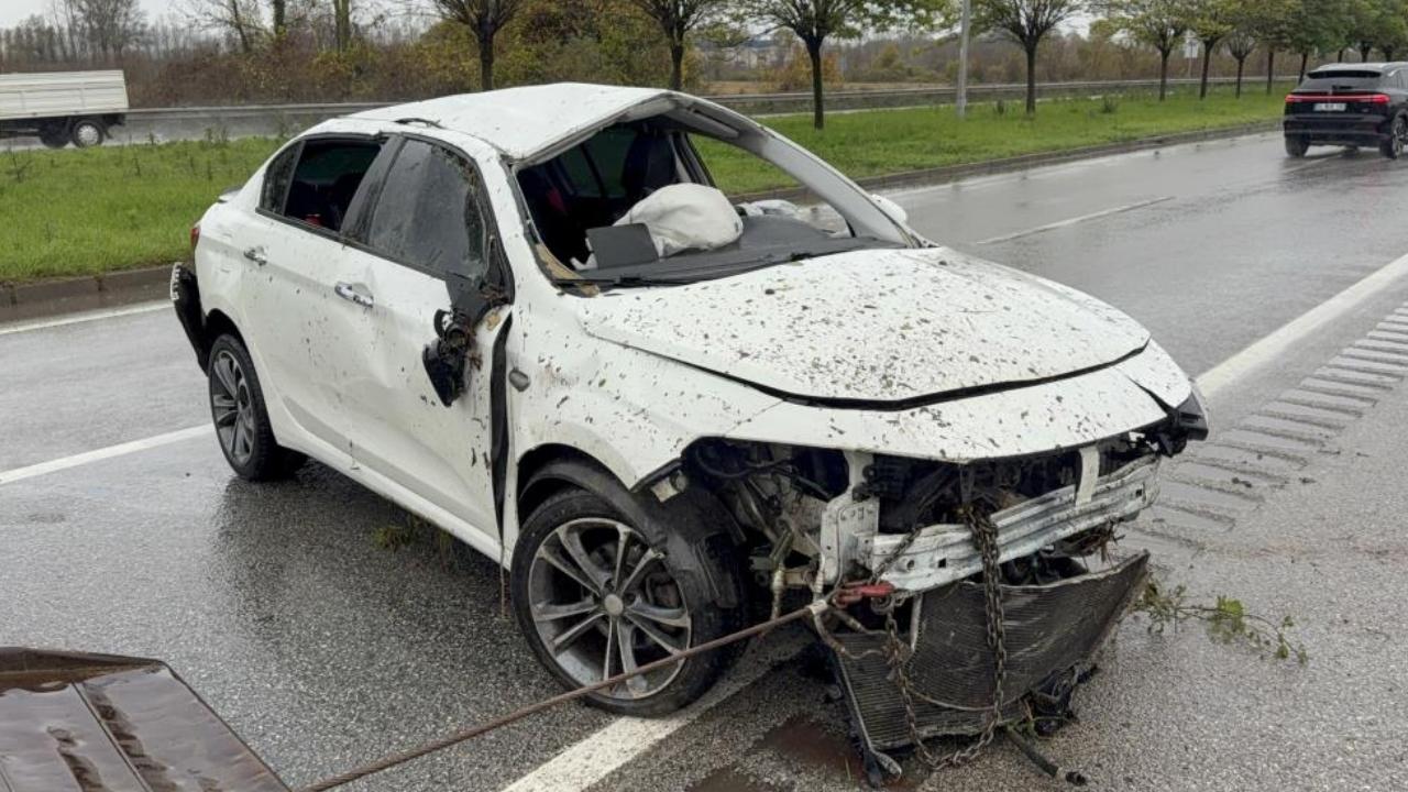 Samsun'da otomobil takla attı: 3 yaralı