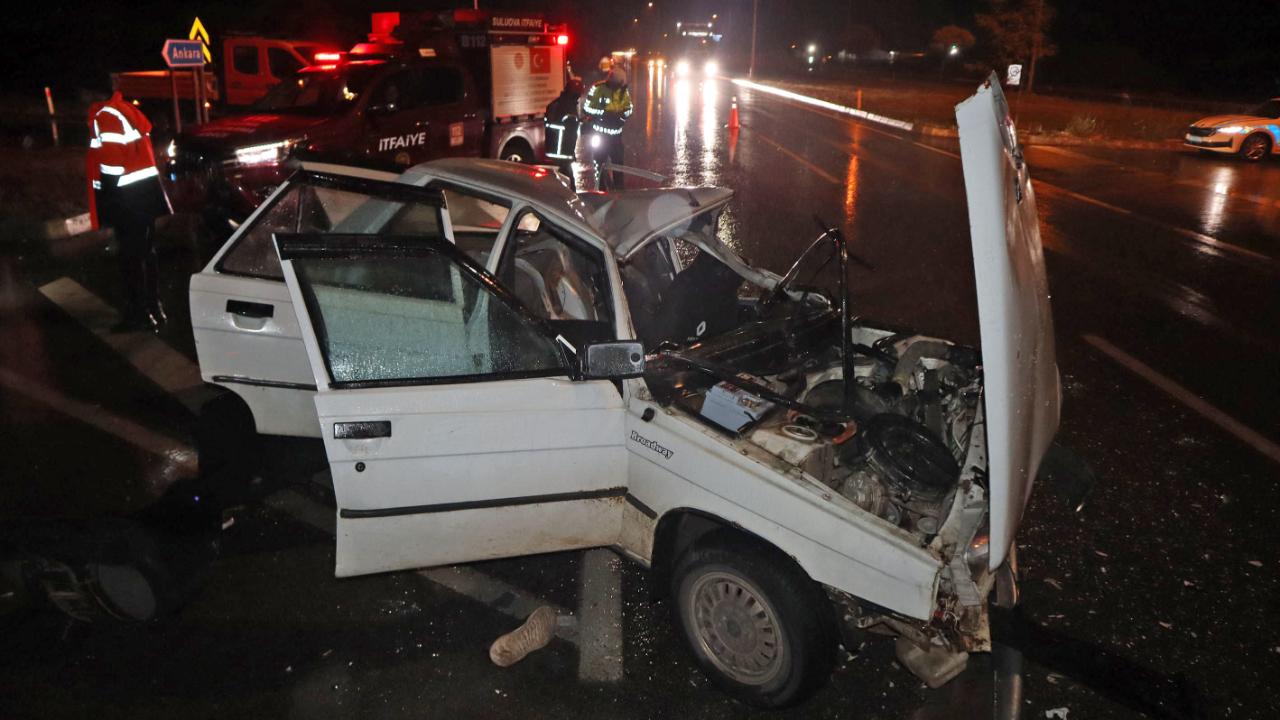 Samsun'da tır ile otomobil çarpıştı! Yaralılar var